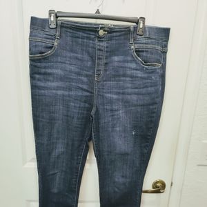 Terra sky Frayed Jeans!